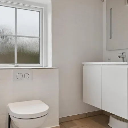 4 Bedroom Lovely In