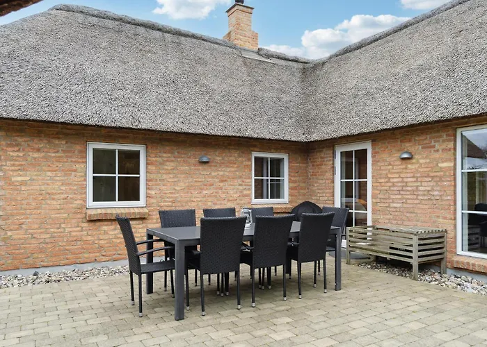 Vakantiehuis 4 Bedroom Amazing In *