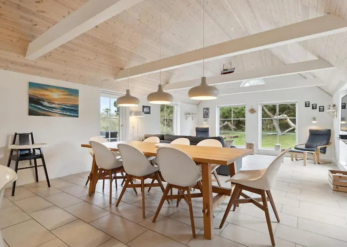 4 Bedroom Amazing In *