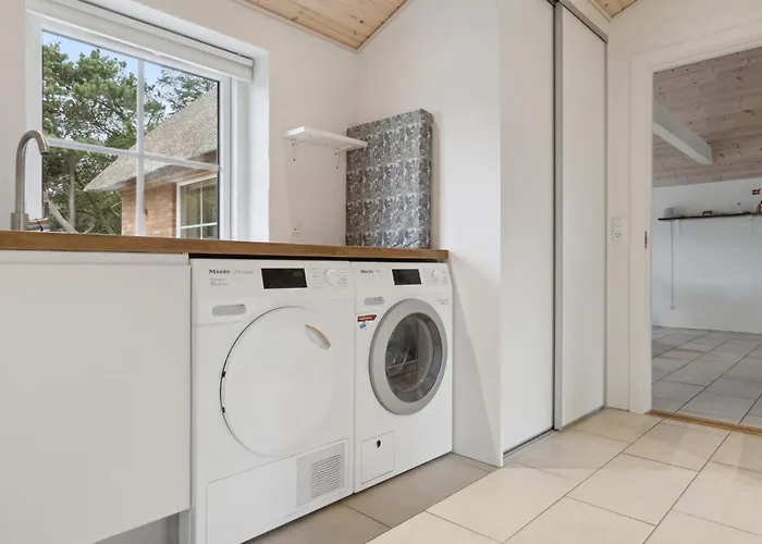 4 Bedroom Amazing In Ringkøbing