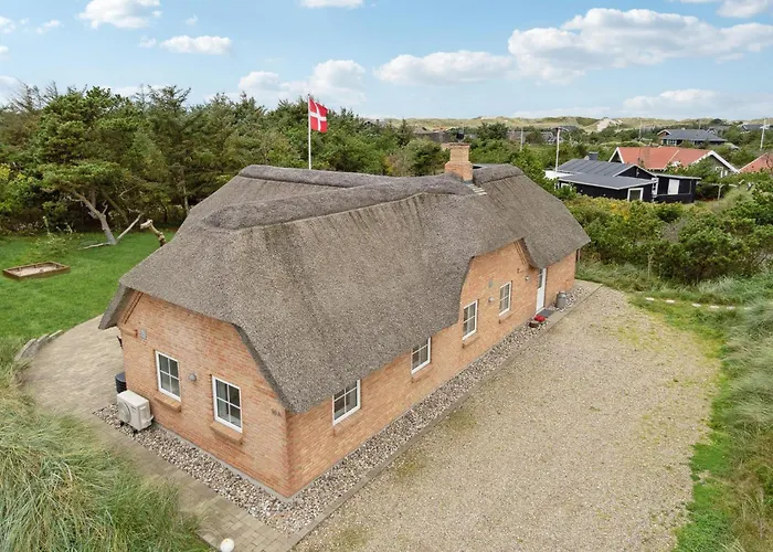 4 Bedroom Amazing In *