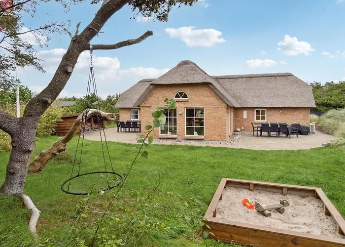 4 Bedroom Amazing In *